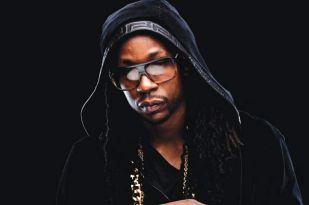 2 CHAINZ (photo)