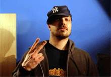 AESOP ROCK (photo)