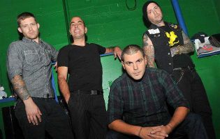 ALIEN ANT FARM (photo)