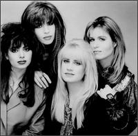 BANGLES (photo)