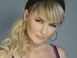 BARTOOVÁ Iveta (photo)