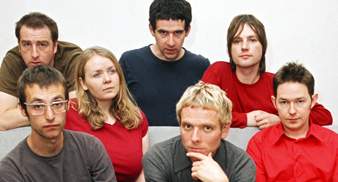 BELLE AND SEBASTIAN (photo)