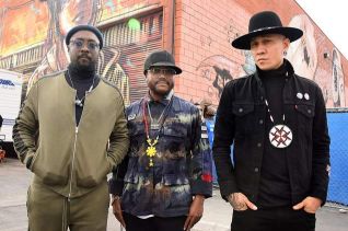 BLACK EYED PEAS (photo)