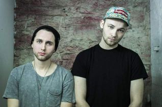 BRASSTRACKS (photo)