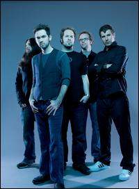 FINGER ELEVEN (photo)