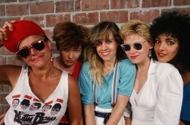 GO-GO'S (photo)