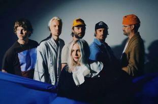 HEAD AND THE HEART (photo)