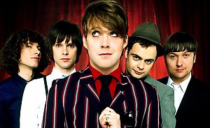 KAISER CHIEFS (photo)