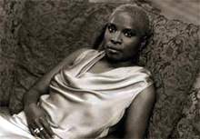 KIDJO Angelique (photo)