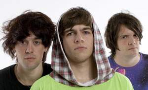 KLAXONS (photo)