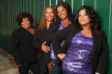 McCRARY SISTERS (photo)