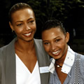 MEL & KIM (photo)