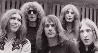 MOTT THE HOOPLE (photo)