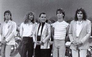 NEUMIS ROCK CIRCUS (photo)