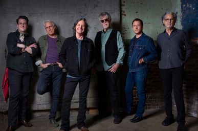 NITTY GRITTY DIRT BAND (photo)