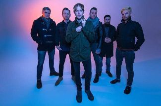 NO DEVOTION (photo)