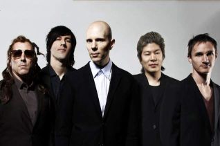 PERFECT CIRCLE (photo)