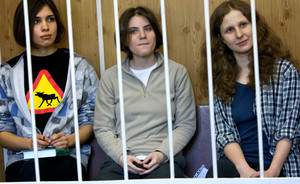 PUSSY RIOT (photo)