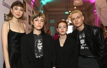 REGRETTES (photo)