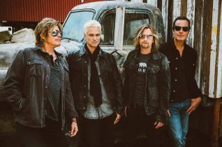 STONE TEMPLE PILOTS (photo)