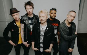SUM 41 (photo)