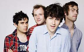 VAMPIRE WEEKEND (photo)