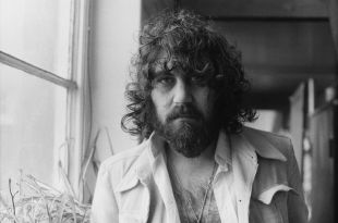 VANGELIS (photo)