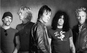 VELVET REVOLVER (photo)