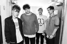 VIOLA BEACH (photo)